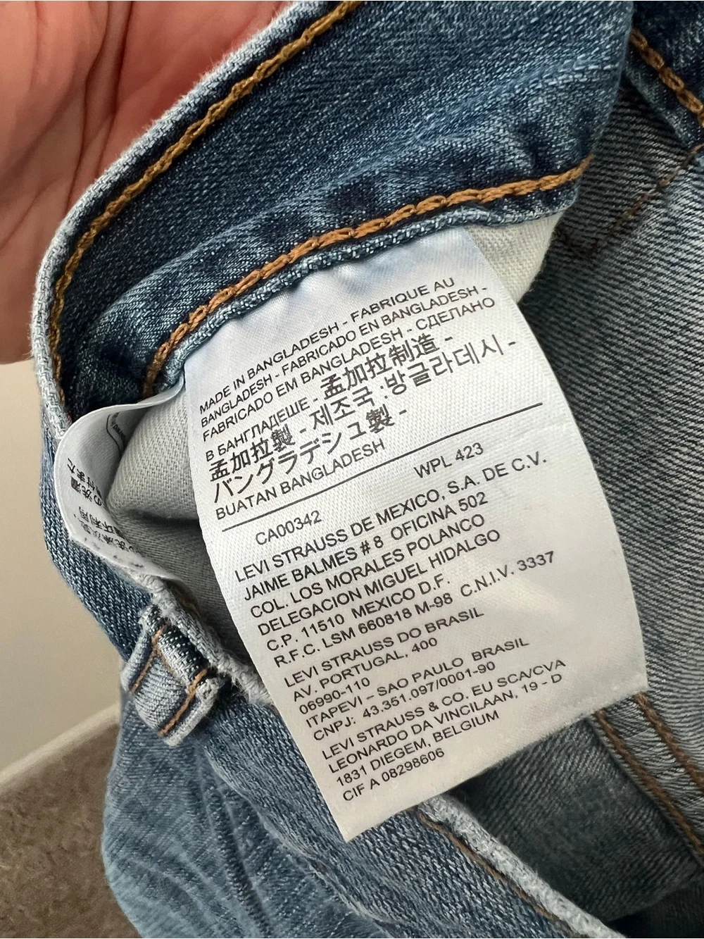 Levis levi 100%